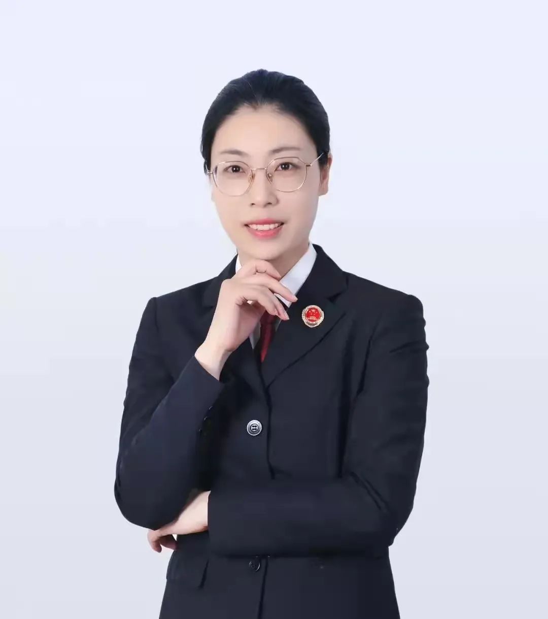 最美执委王晶晶以法为尺以爱为旨守护未成人健康成长