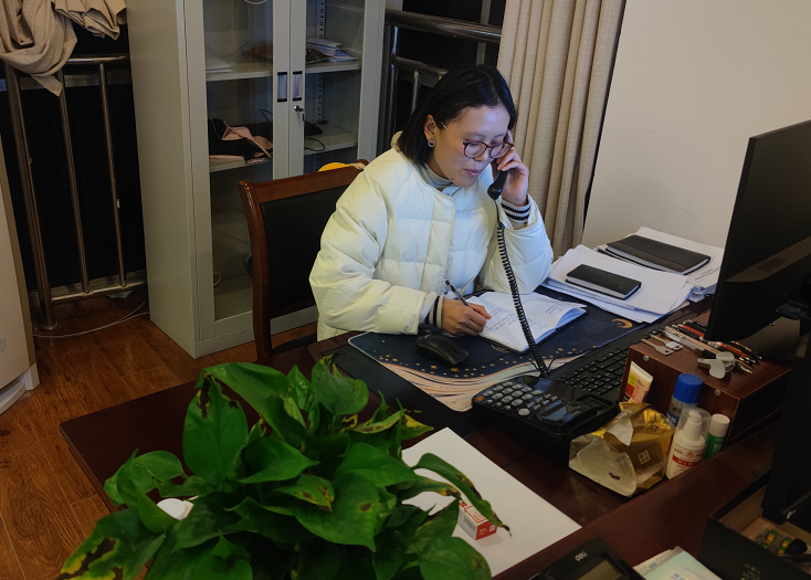 曹苗苗绷紧数据弦阻断疫情传播链