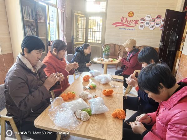 释放改革活力，促进女性发展（助力妇女增收致富）.jpg