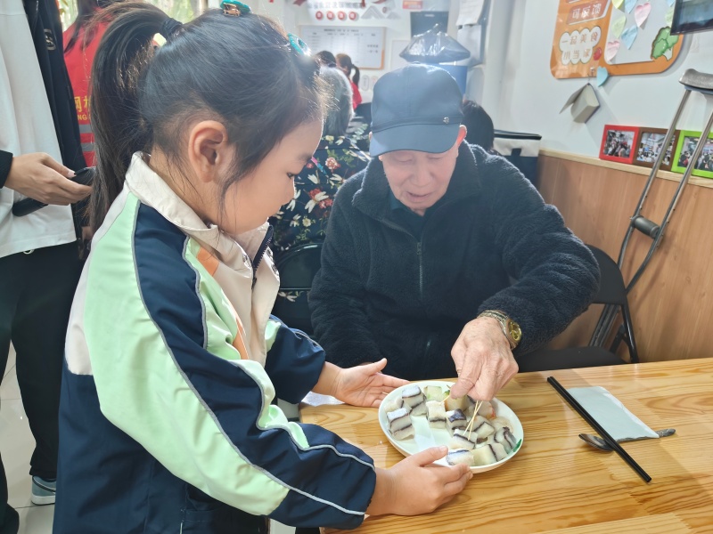 20251027174509FWOKDBVW.jpg 微信图片_20251027132028_130_608_副本.jpg