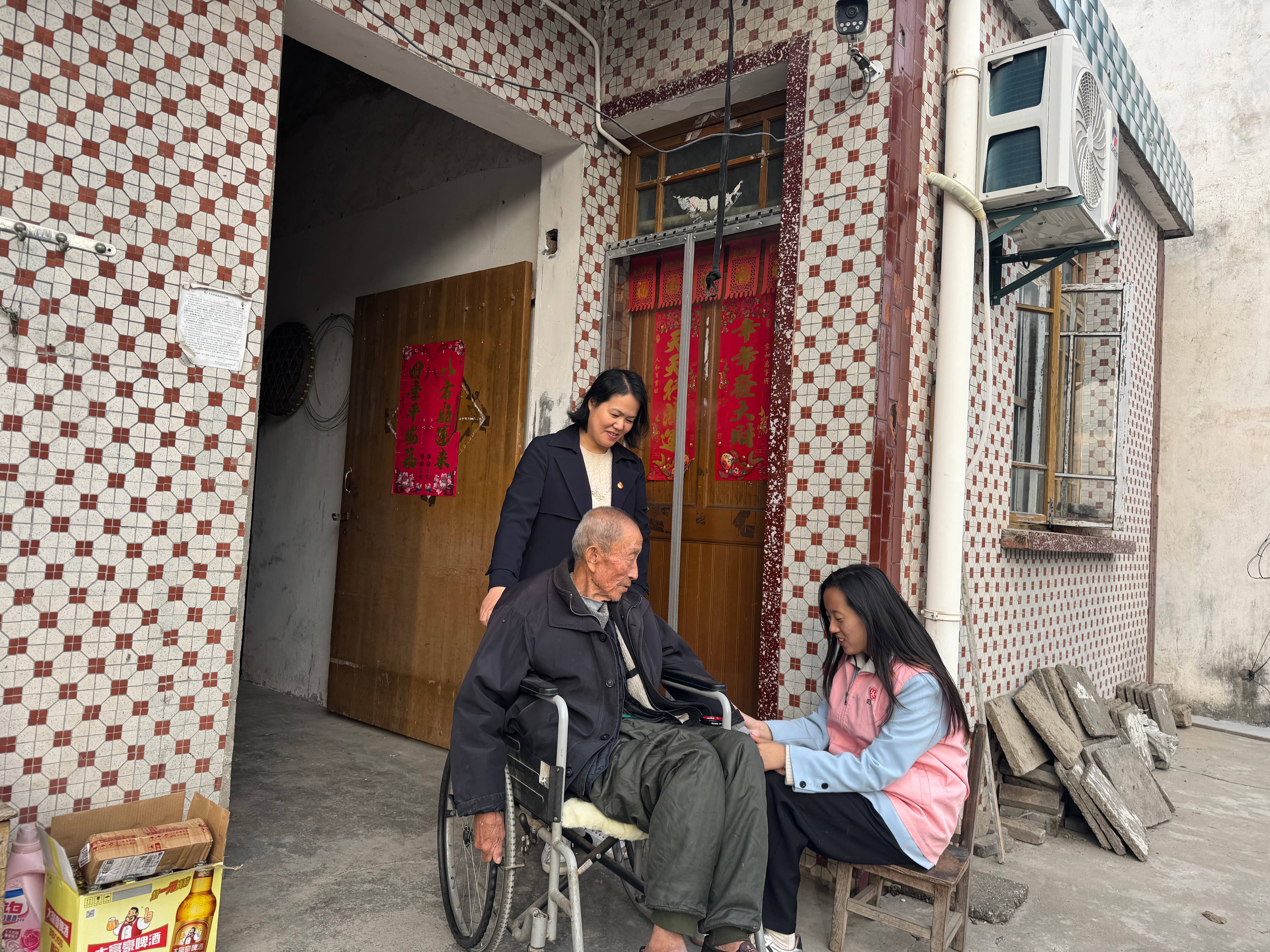 20251110105244HM3NSZT4.jpg 2.jpg